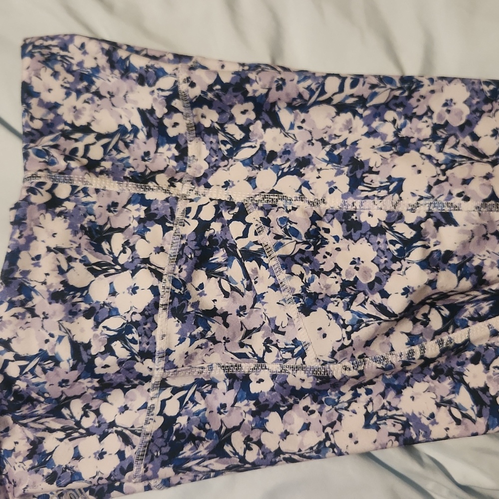 Leggings with pocket